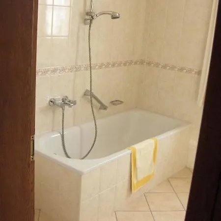 Pensión Zum Alten Brauhaus Dudeldorf